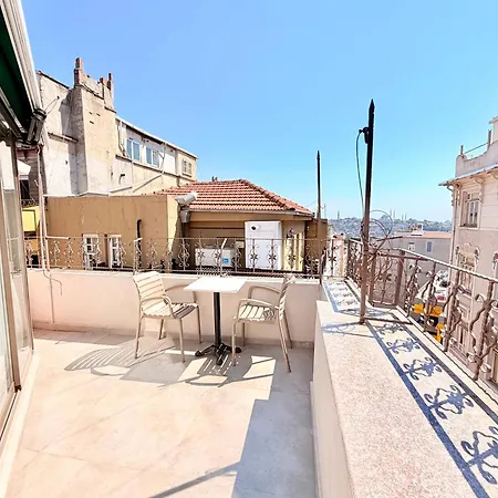 Apartment Essa Pera Galata
