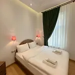 Daire Essa Pera Boutique Galata